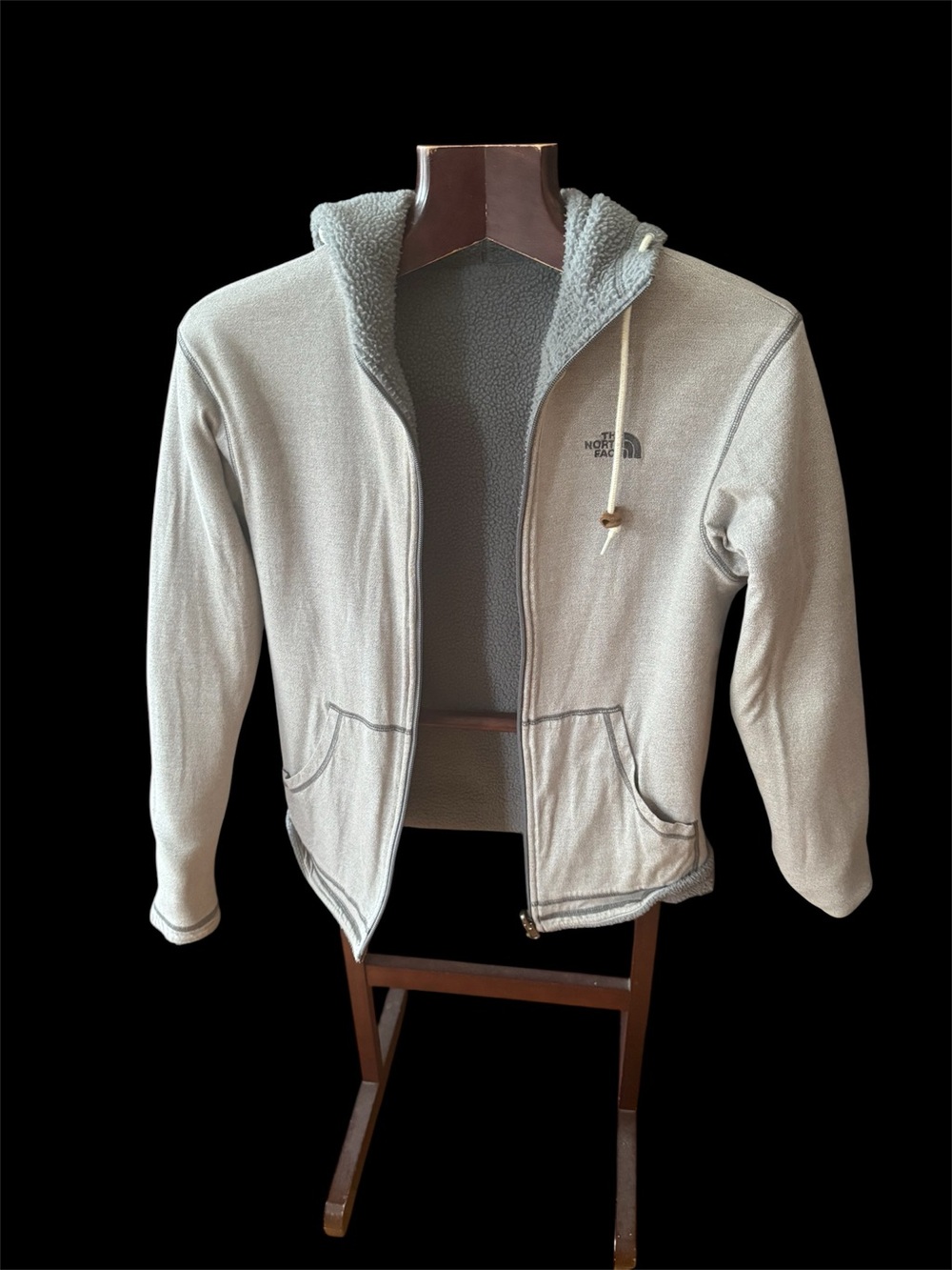 The North Face Men’s Light Gray Hooded reversible Fleece Jacket size M